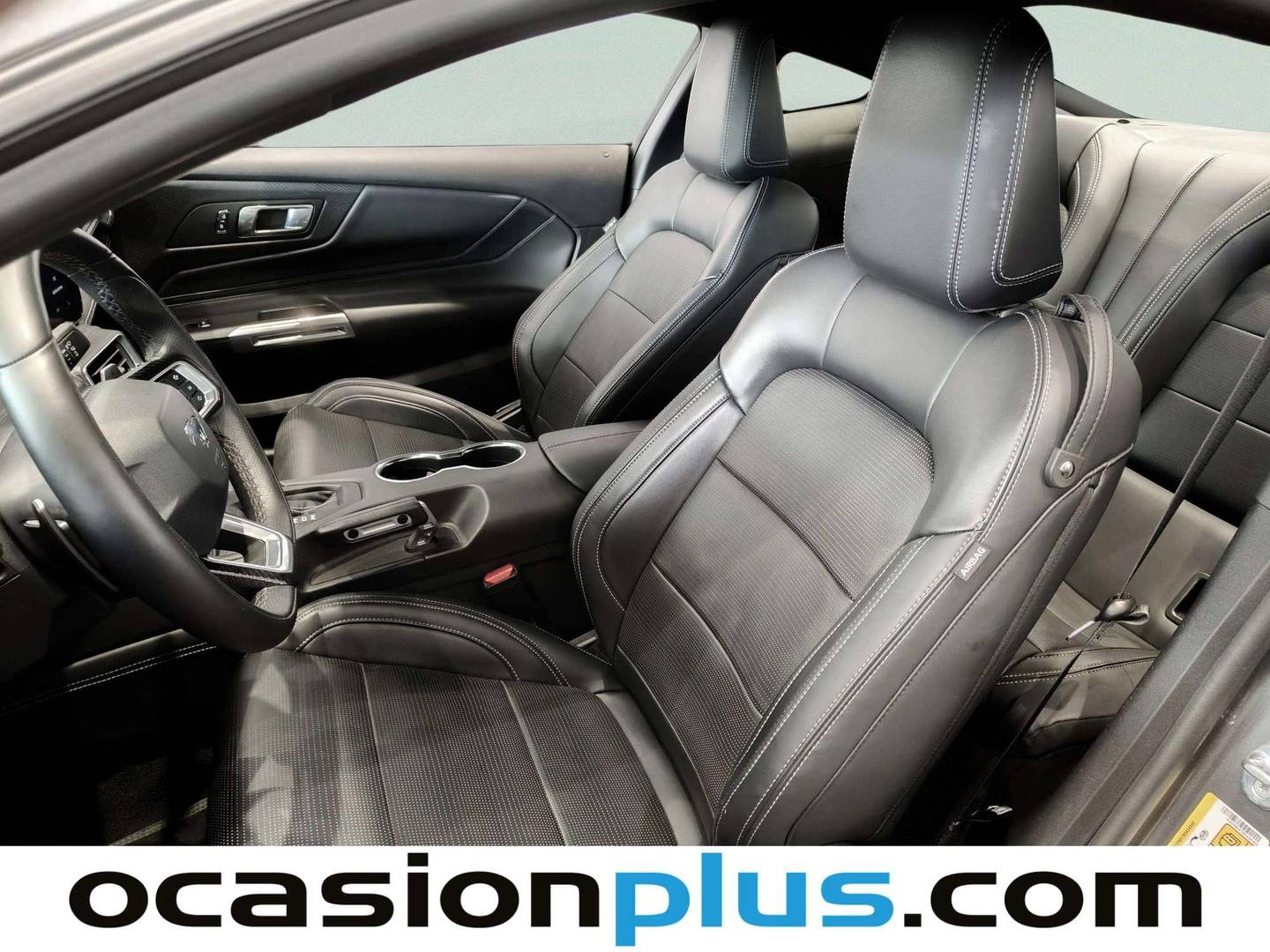 Foto asientos delanteros Ford Mustang Ford Mustang 5.0 Ti-VCT V8 GT Fastback (446 CV)