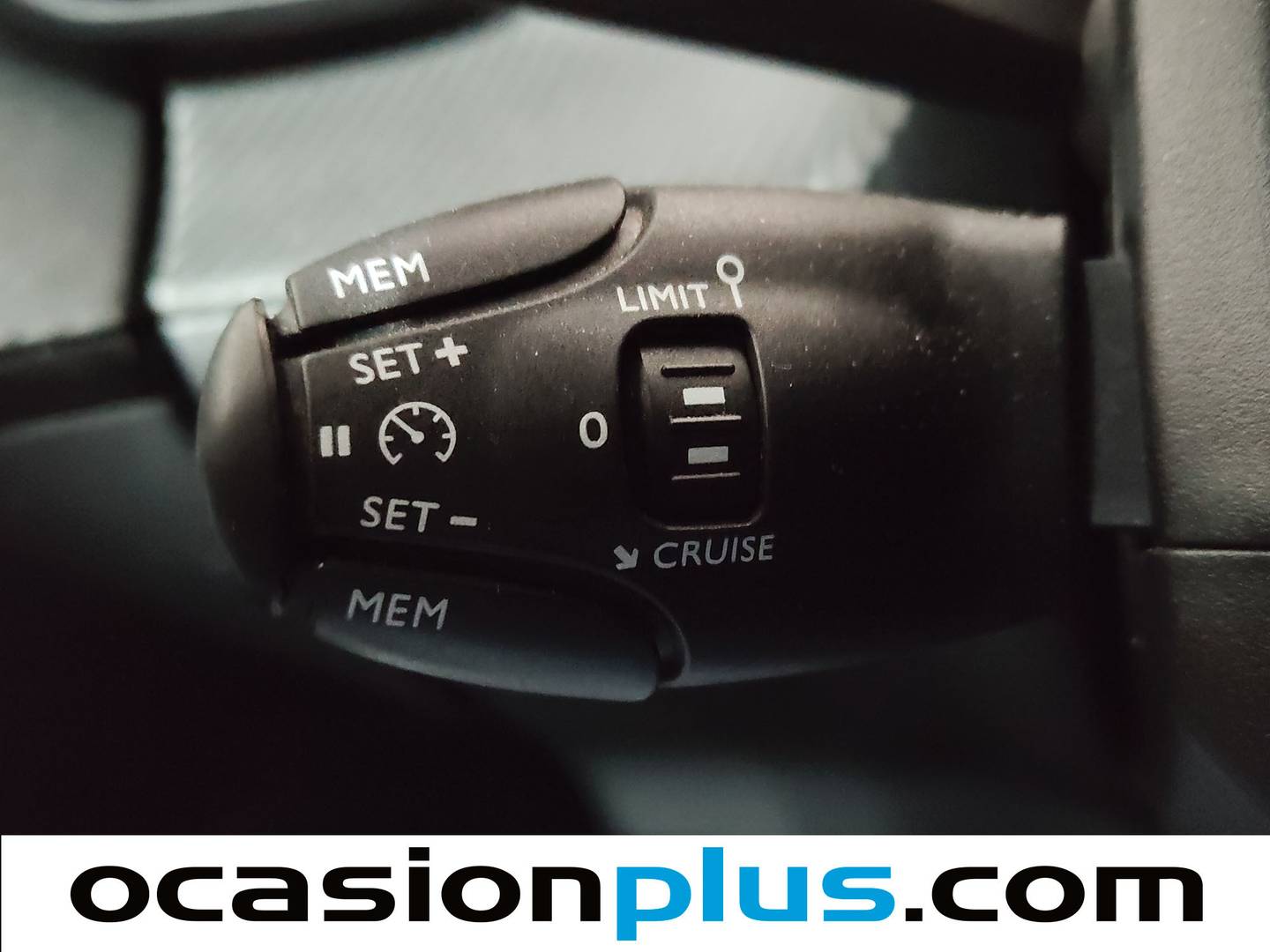 Foto Peugeot 2008 Peugeot 2008 PureTech 100 S&S Allure Pack (100 CV)