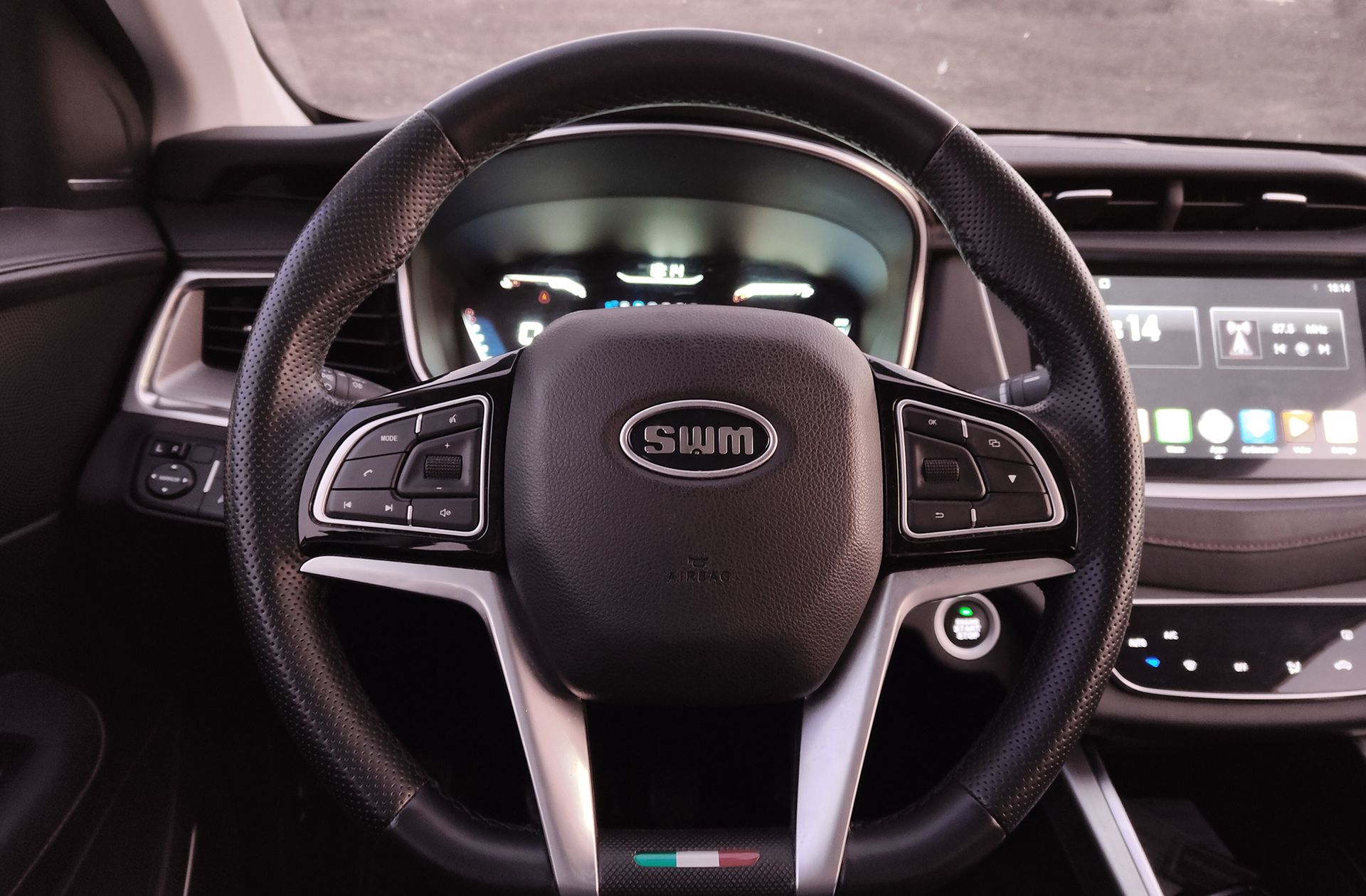 SWM G01 1.5T Luxury - foto 21