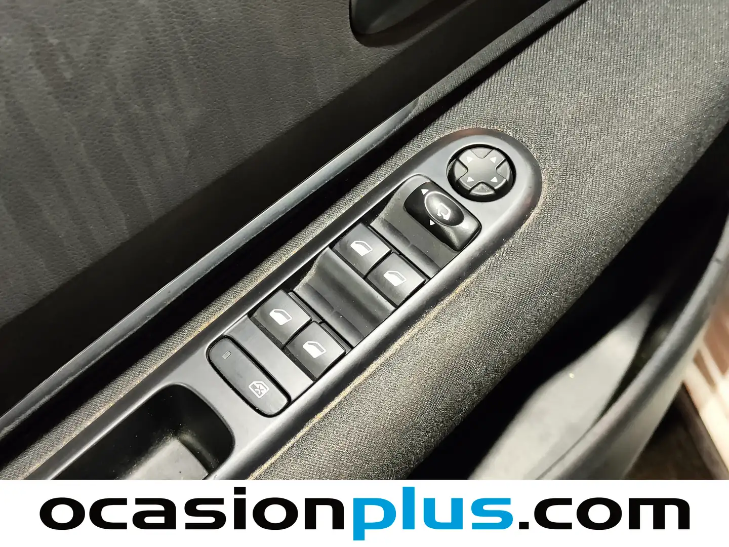 Foto Peugeot 3008 Peugeot 3008 1.6 BlueHDI FAP Style (120 CV)