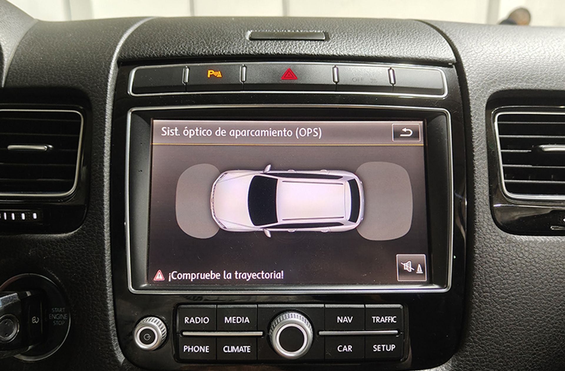 Volkswagen Touareg Pure 3.0 TDI BMT tiptronic - foto 8