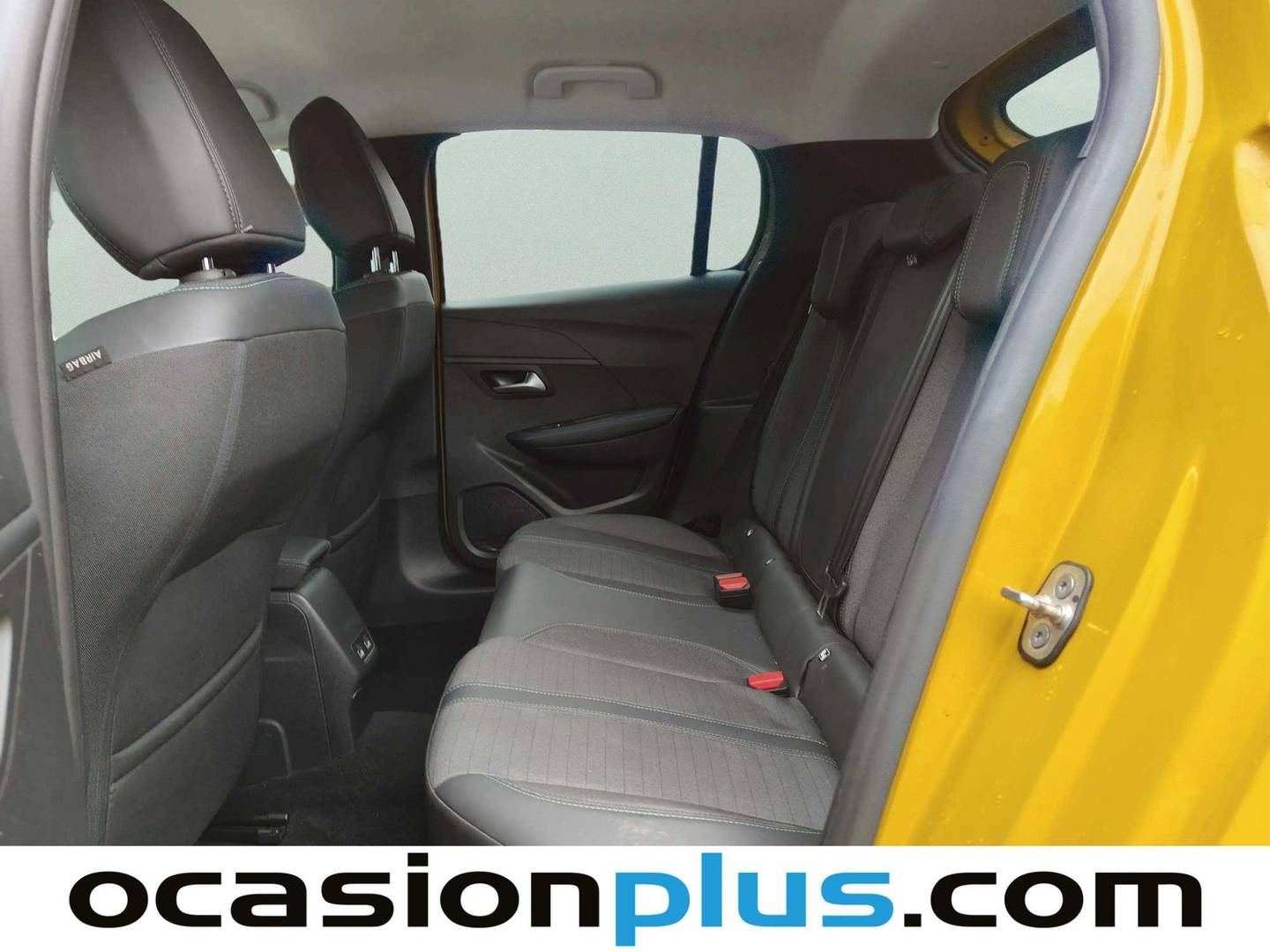 Foto asientos traseros Peugeot 208 Peugeot 208 PureTech 100 Allure (100 CV)