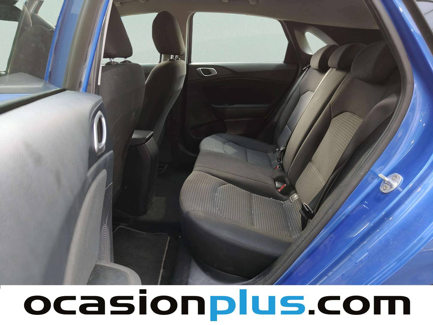 Foto asientos traseros KIA Ceed KIA Ceed 1.4 CVVT (100 CV)
