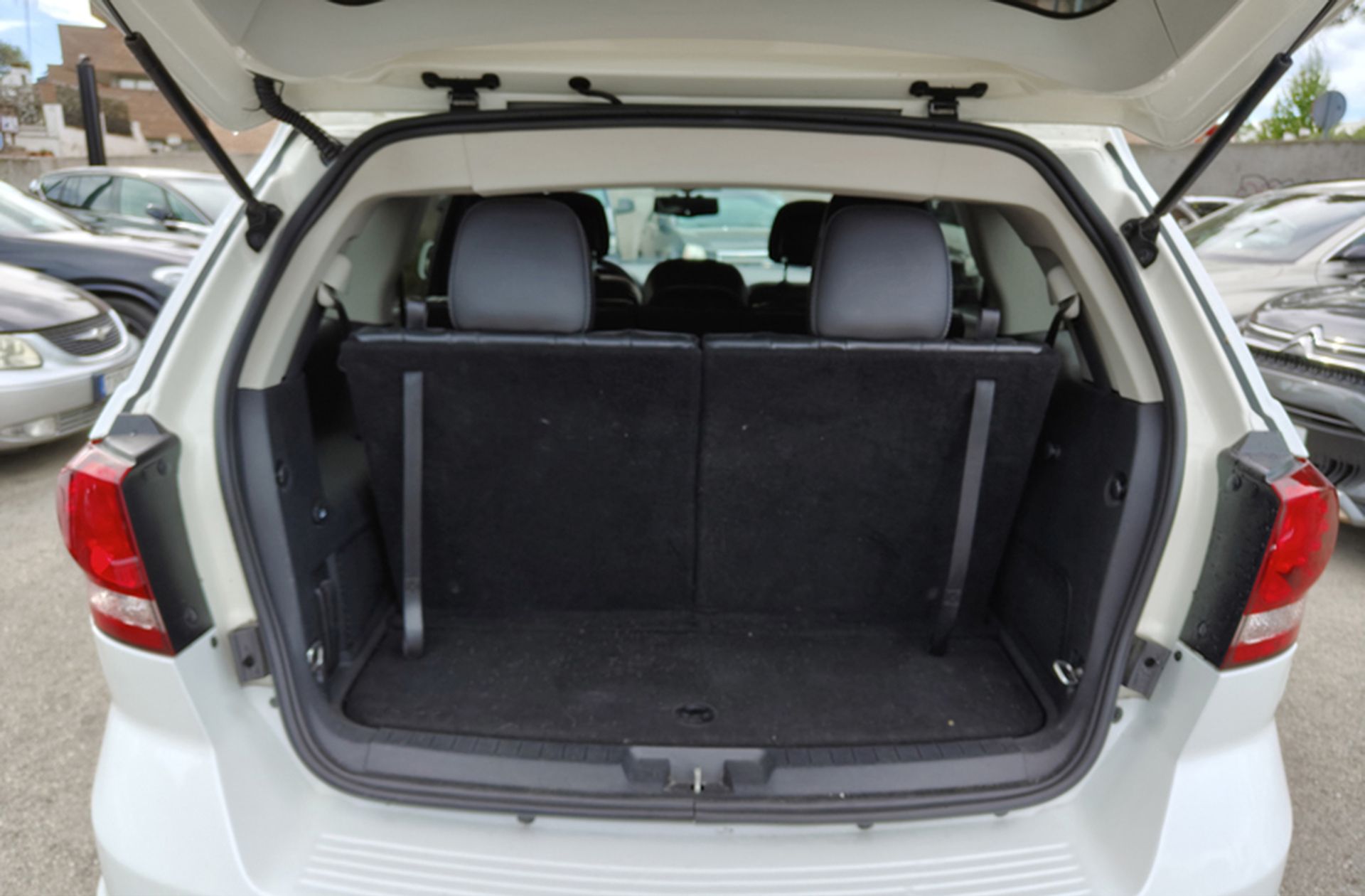 Fiat Freemont 2.0 Diesel Lounge AWD 7 plazas - foto 14