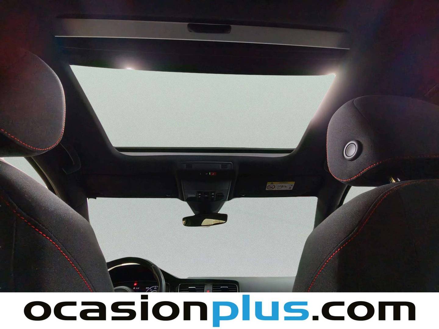 Equipamiento del Volkswagen Golf Volkswagen Golf Performance 2.0 TSI (245CV) DSG