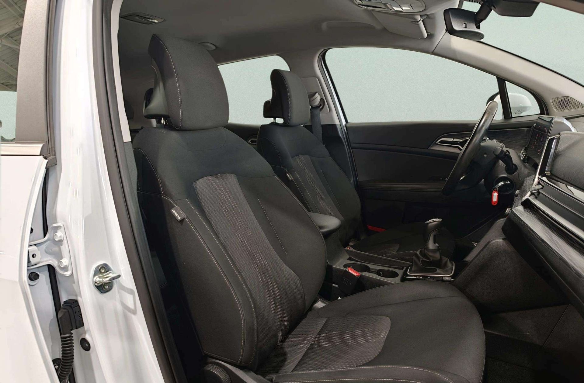 Kia Sportage 1.6 T-GDi Drive 4x2 - foto 20
