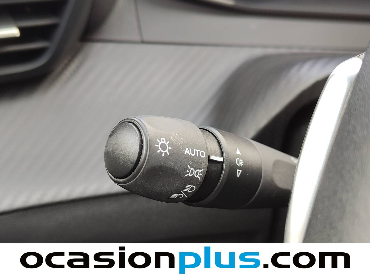 Peugeot 208 Peugeot 208 Style Hybrid 110 eDCS6 (110 CV) 110cv