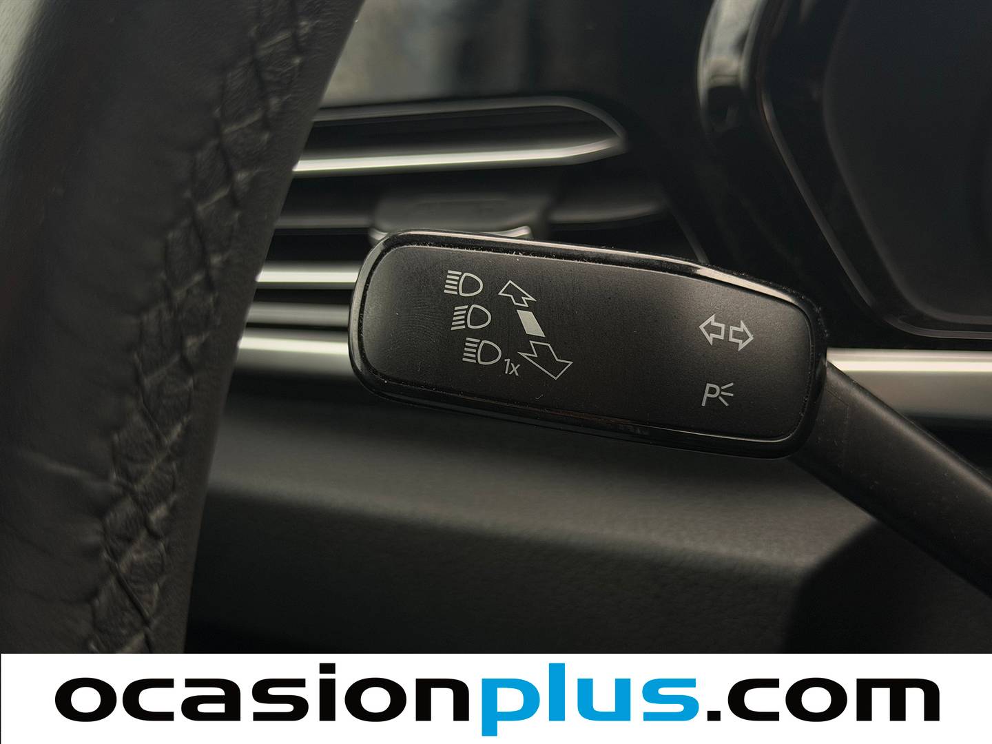 Ford Tourneo Connect Ford Tourneo Connect 2.0 Ecoblue S&S Titanium (122 CV) de segunda mano