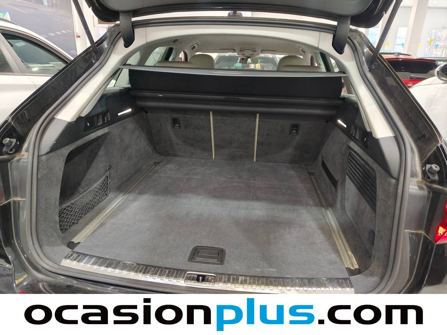 Foto Audi A6 Audi A6 Avant Sport 40 TDI (204 CV) S tronic Pack S-Line