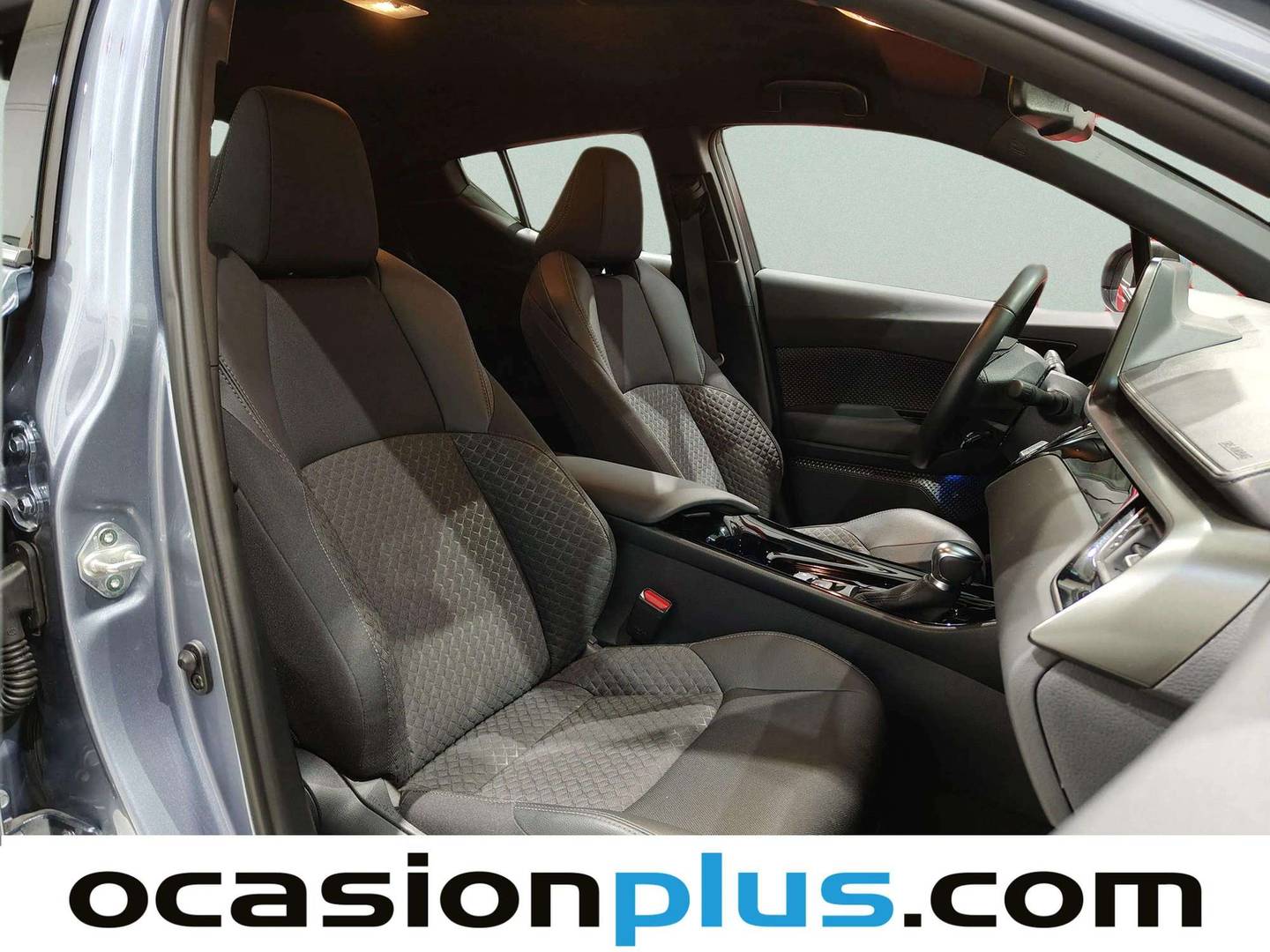 Toyota C-HR Toyota C-HR 1.8 125H Advance (122 CV) automático