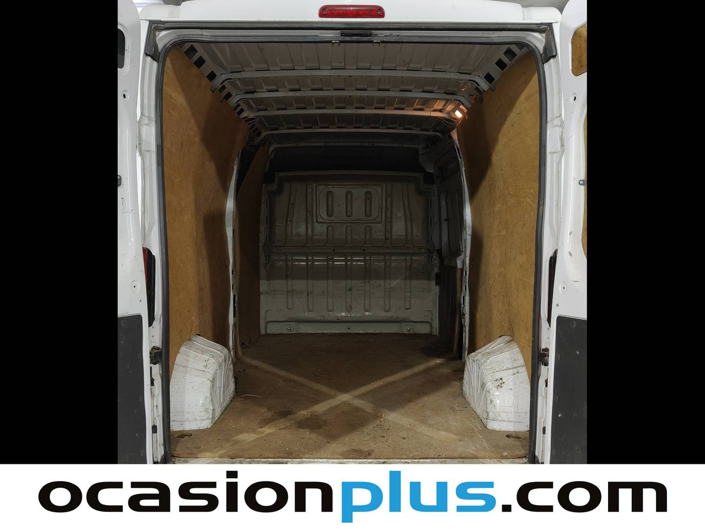 Foto asientos traseros Citroën Jumper Citroën Jumper Furgon BlueHDi 120 35 L3H2 (120 CV)