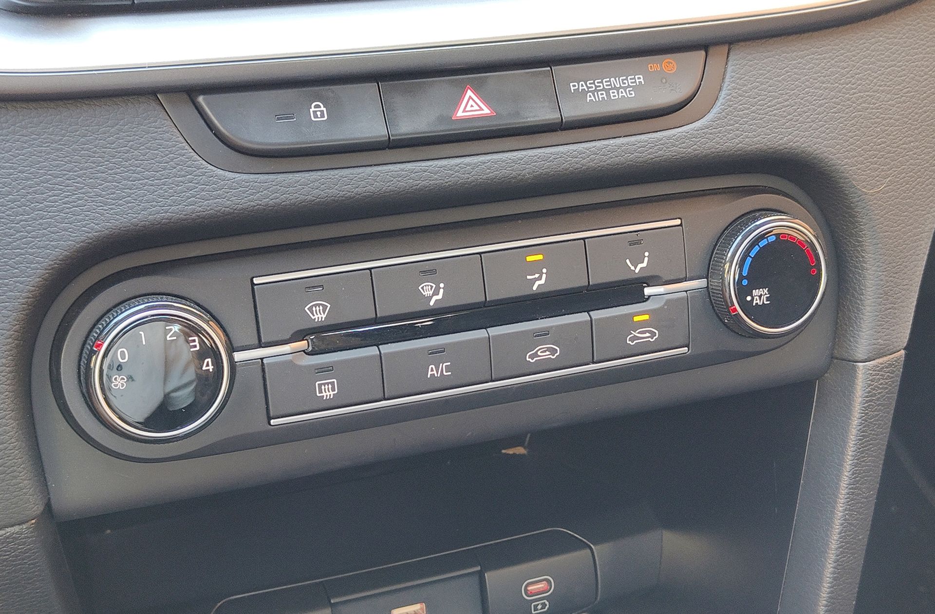 Kia Ceed 1.0 T-GDi Concept - foto 26