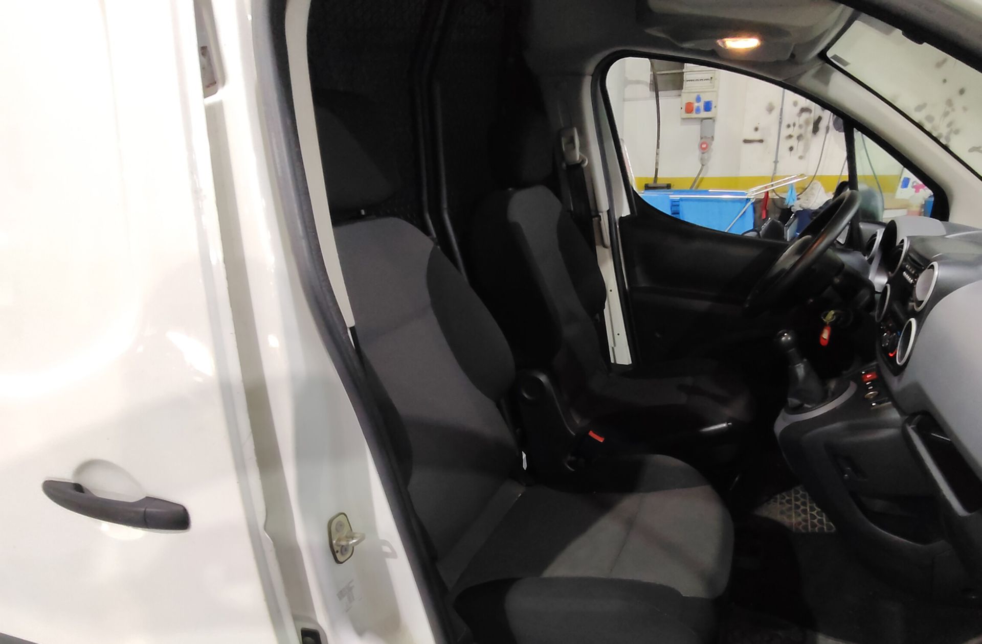 Citroën Berlingo Furgon BlueHDi 100 Club - foto 13