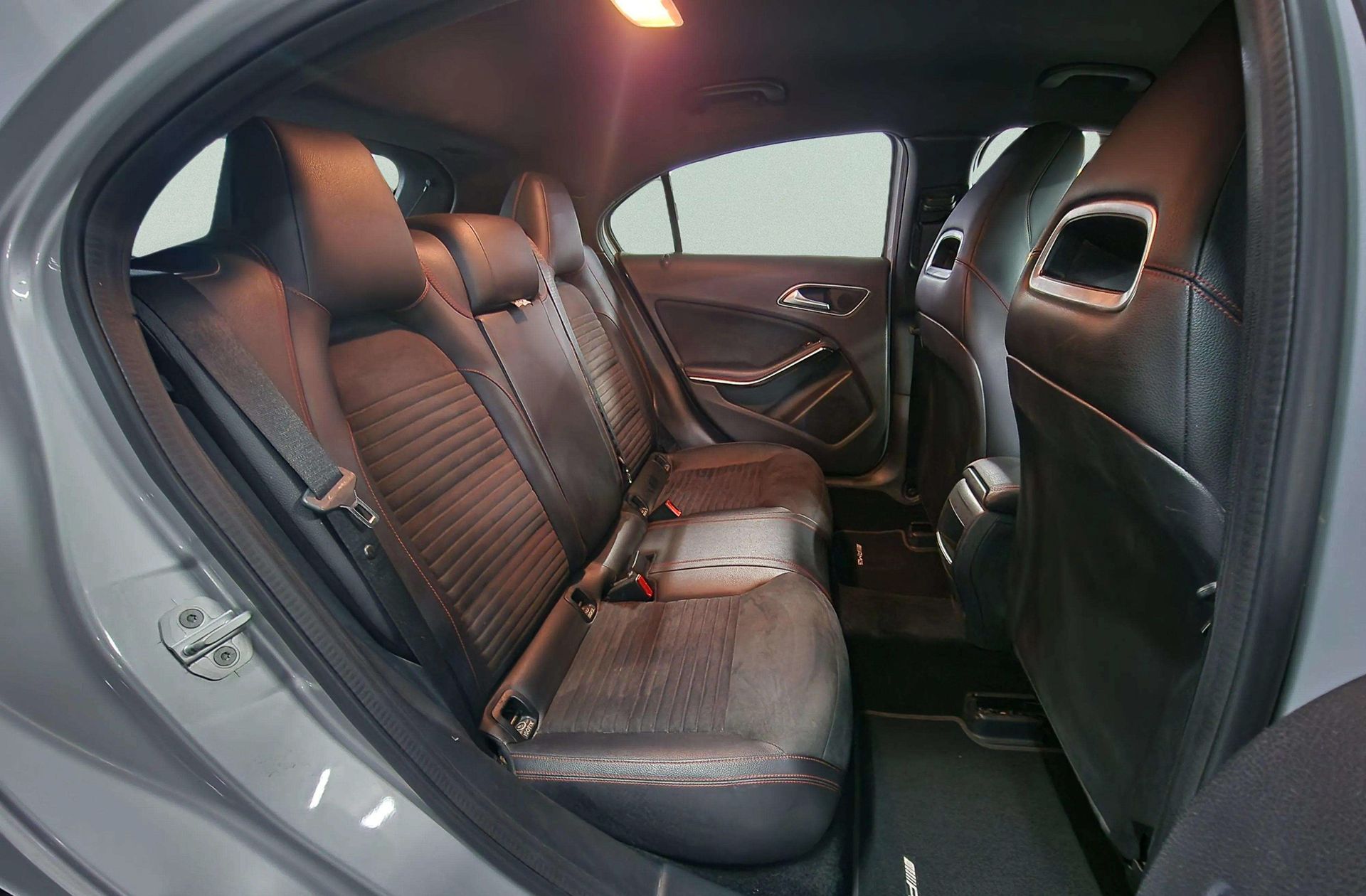 Mercedes-Benz Clase A 200 d Pack AMG - foto 18