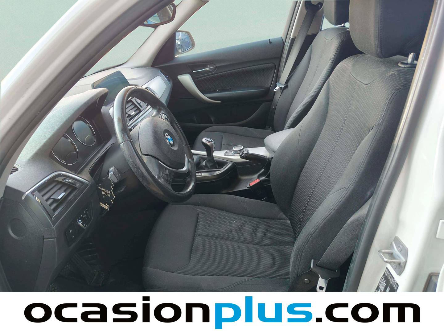 Foto asientos delanteros BMW Serie 1 BMW Serie 1 116i (109 CV)