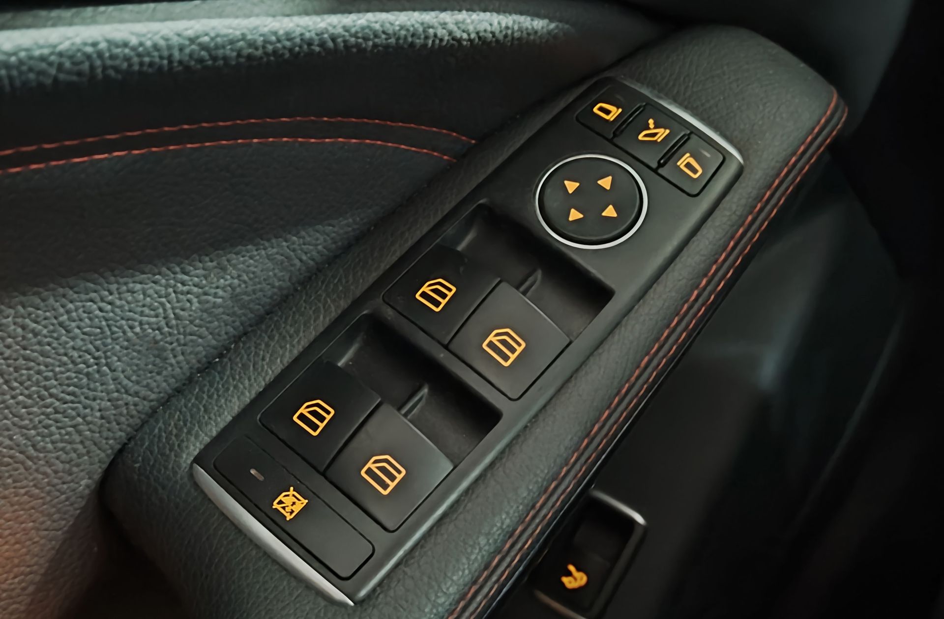 Mercedes-Benz CLA 250 Pack AMG - foto 42