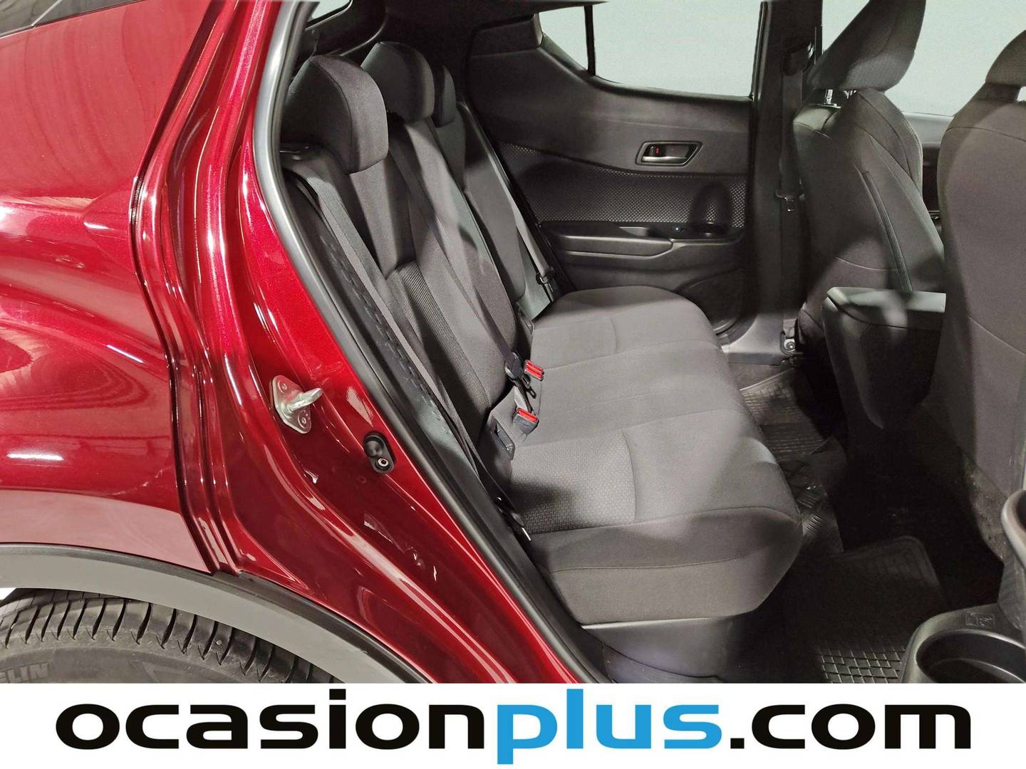 Foto Toyota C-HR Toyota C-HR 1.8 125H Advance Pack Plus (122 CV)