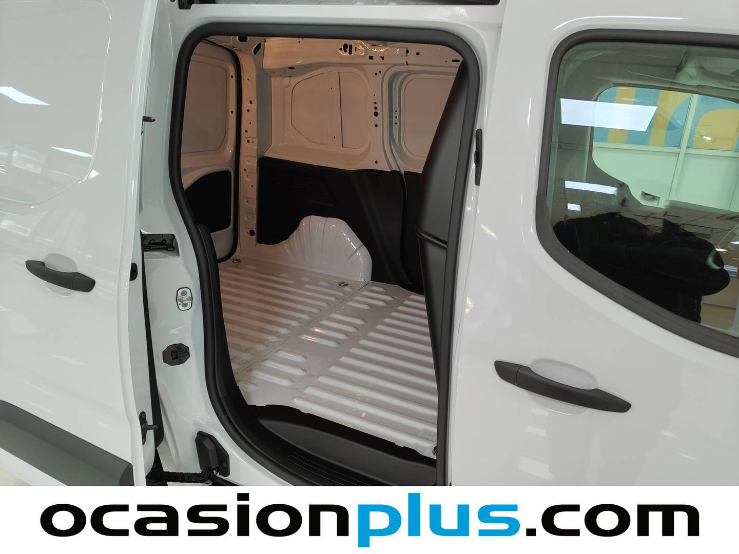 Foto asientos traseros Fiat Doblò Fiat Dobló Furgón BlueHDi 100 M (100 CV)