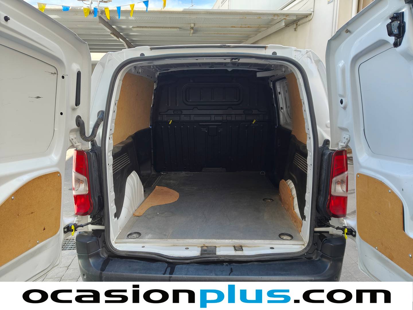 Foto asientos traseros Opel Combo Opel Combo Cargo Cargo 1.5 TD L H1 1000kg (102 CV)