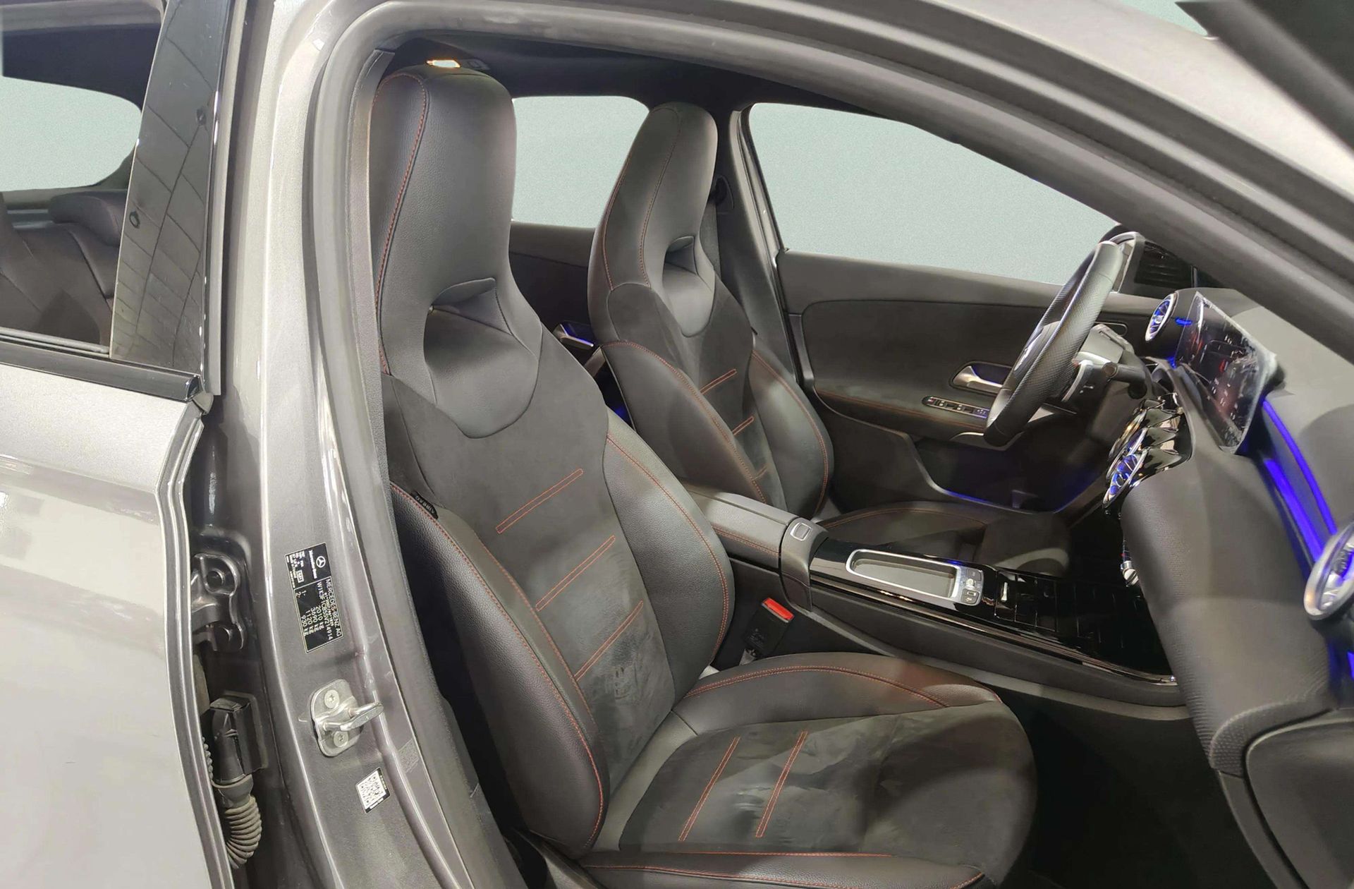 Mercedes-Benz Clase A 200 d Pack AMG - foto 22