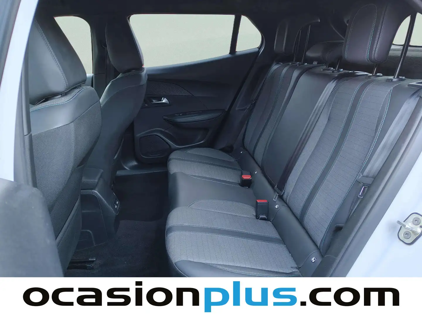 Foto Peugeot 2008 Peugeot 2008 PureTech 100 S&S Allure (100 CV)