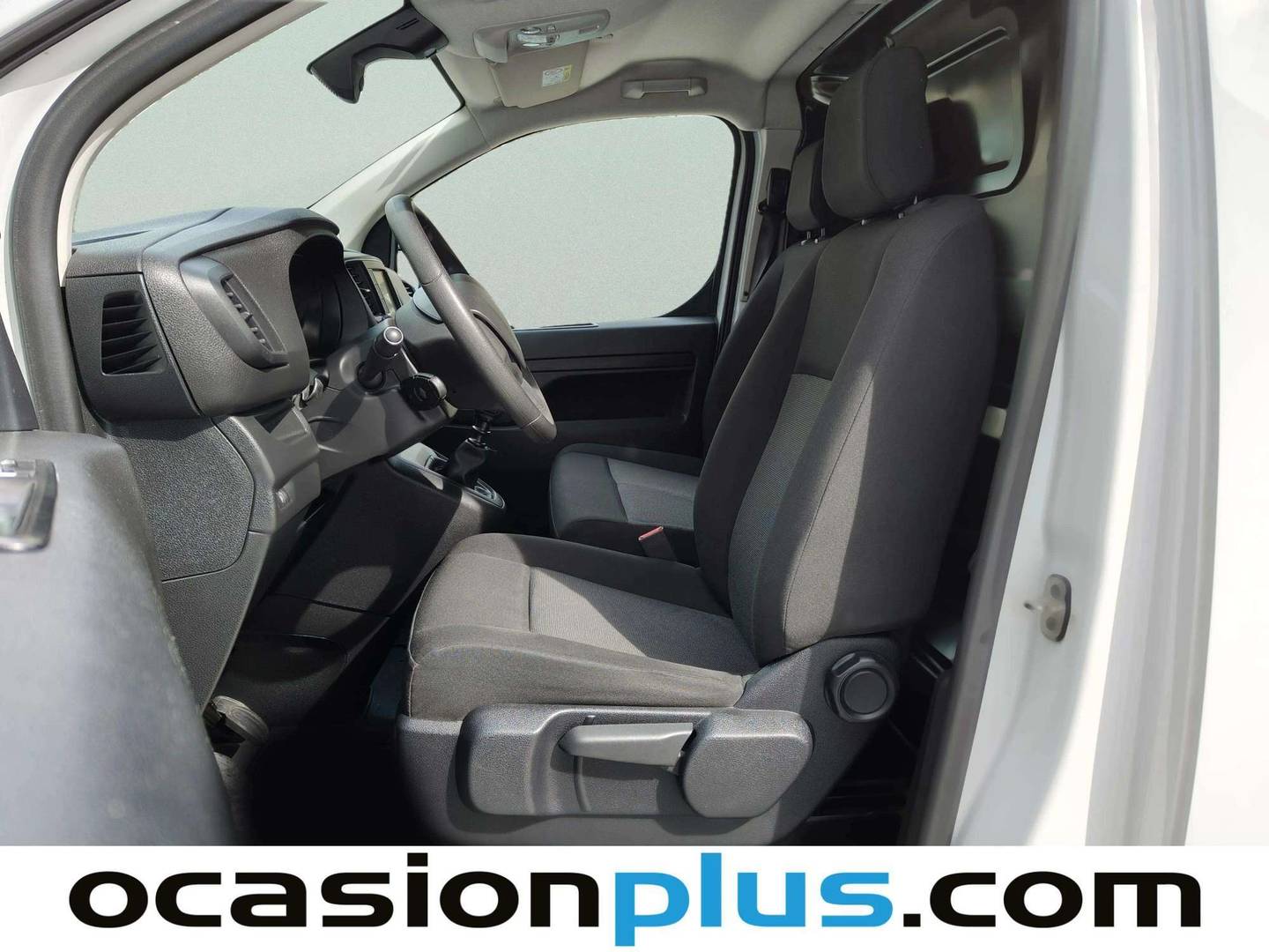 Foto asientos delanteros Peugeot Expert Peugeot Expert BlueHDi 100 Standard (102 CV)