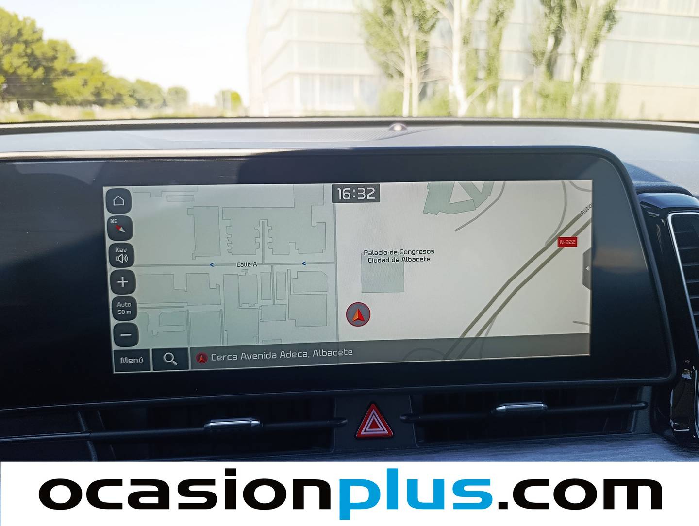 Extras y acabados del KIA Sportage KIA Sportage 1.6 T-GDi MHEV Drive 4x2 (150 CV)