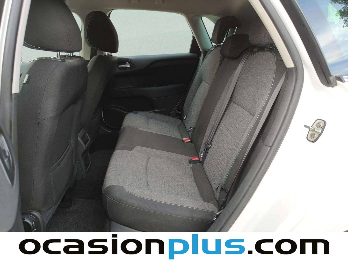 Foto asientos traseros Citroën C4 Citroën C4 1.2 PureTech S&S Feel Edition (130 CV)