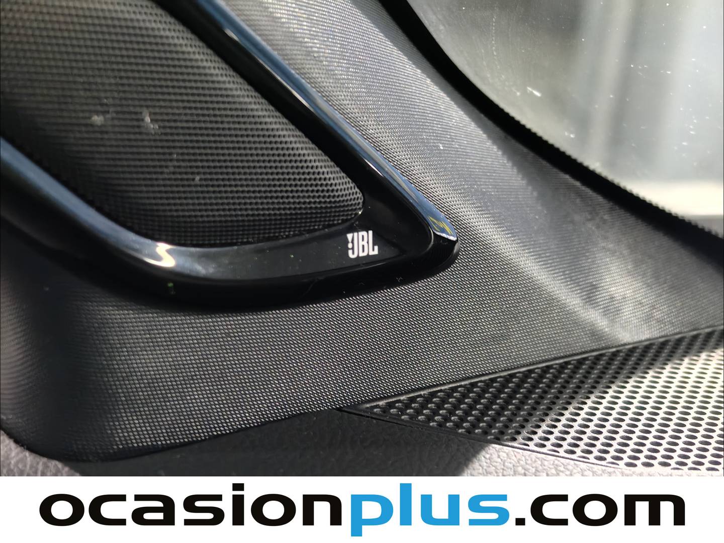 Equipamiento del Toyota C-HR Toyota C-HR 1.8 125H Advance (122 CV)