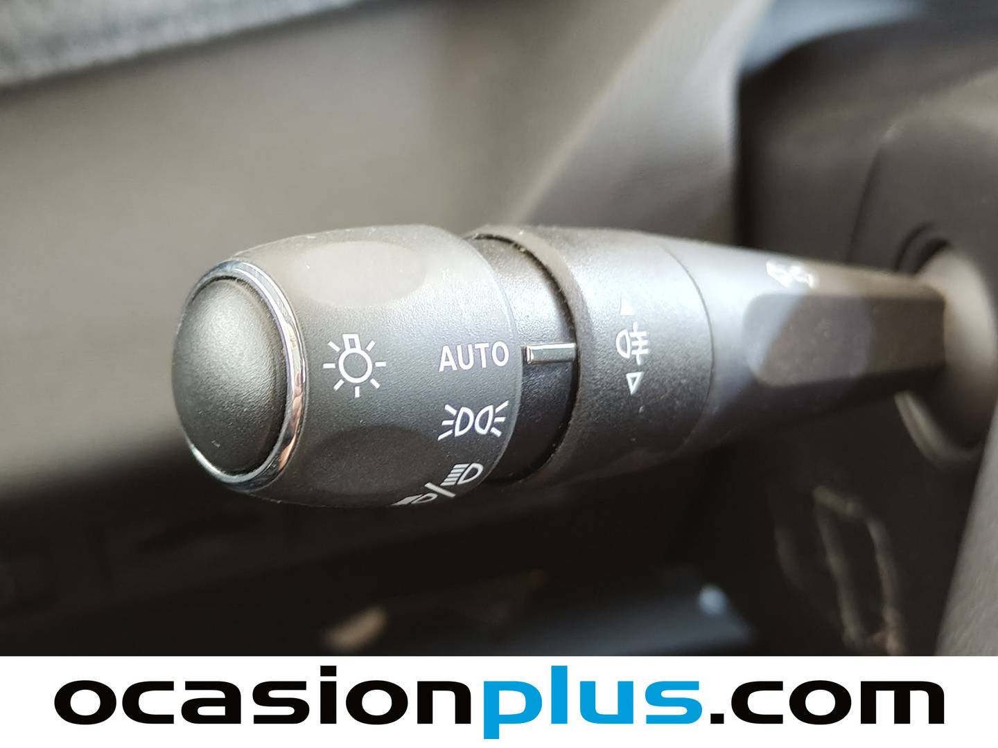 Foto Peugeot 408 Peugeot 408 Puretech 130 Allure Pack EAT8 (130 CV)