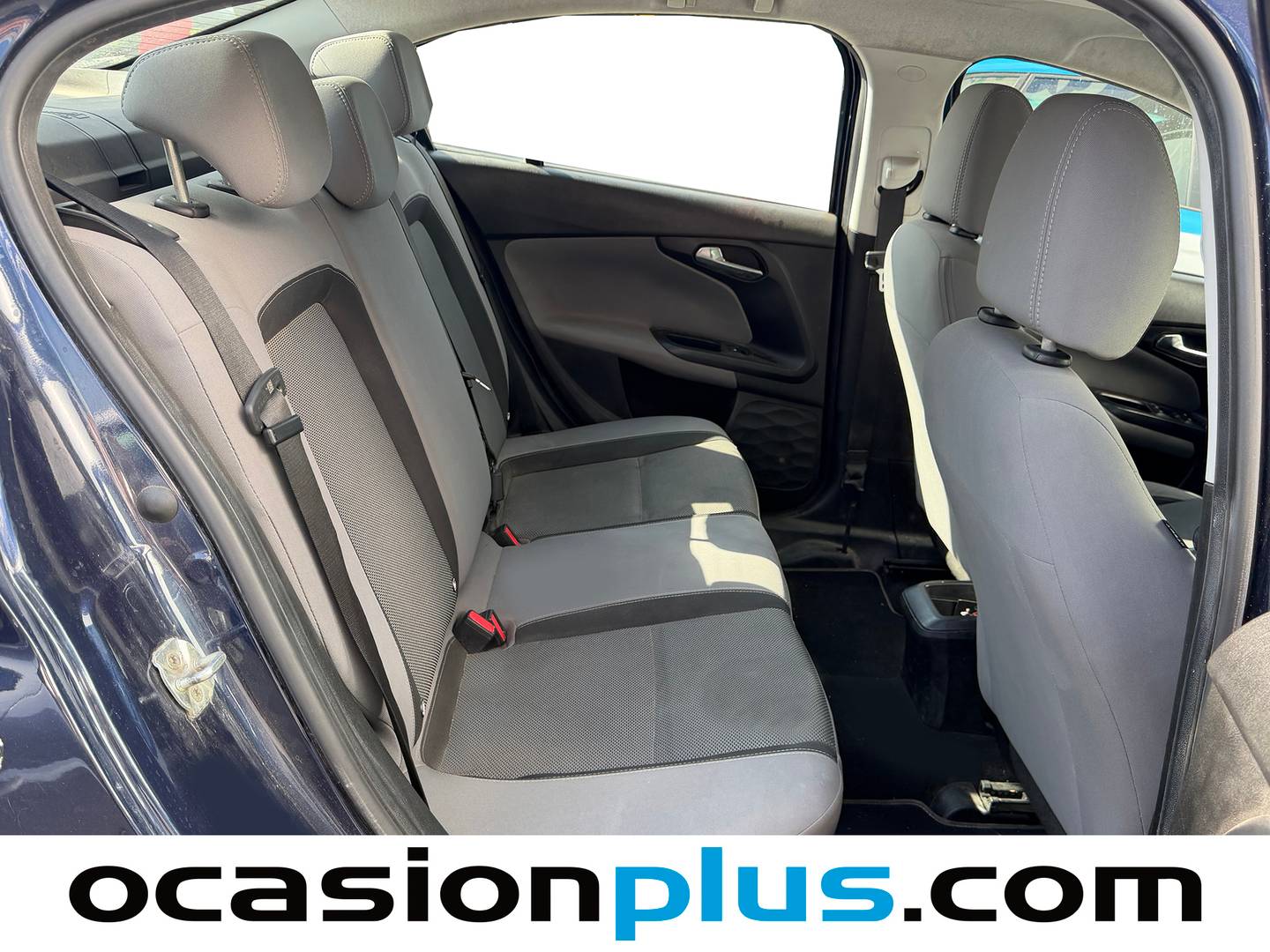 Foto asientos delanteros Fiat Tipo Fiat Tipo Sedan 1.4 Easy (95 CV)