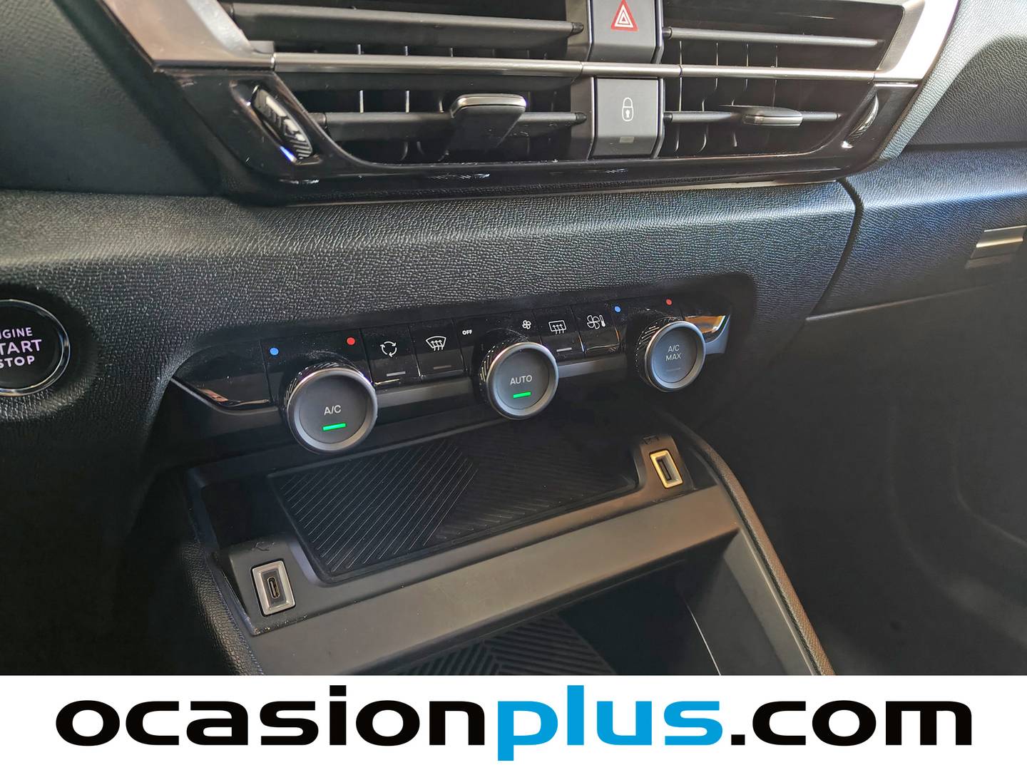 Foto Citroën C4 X Citroen C4 X PureTech 130 S&S Plus EAT8 (131 CV)