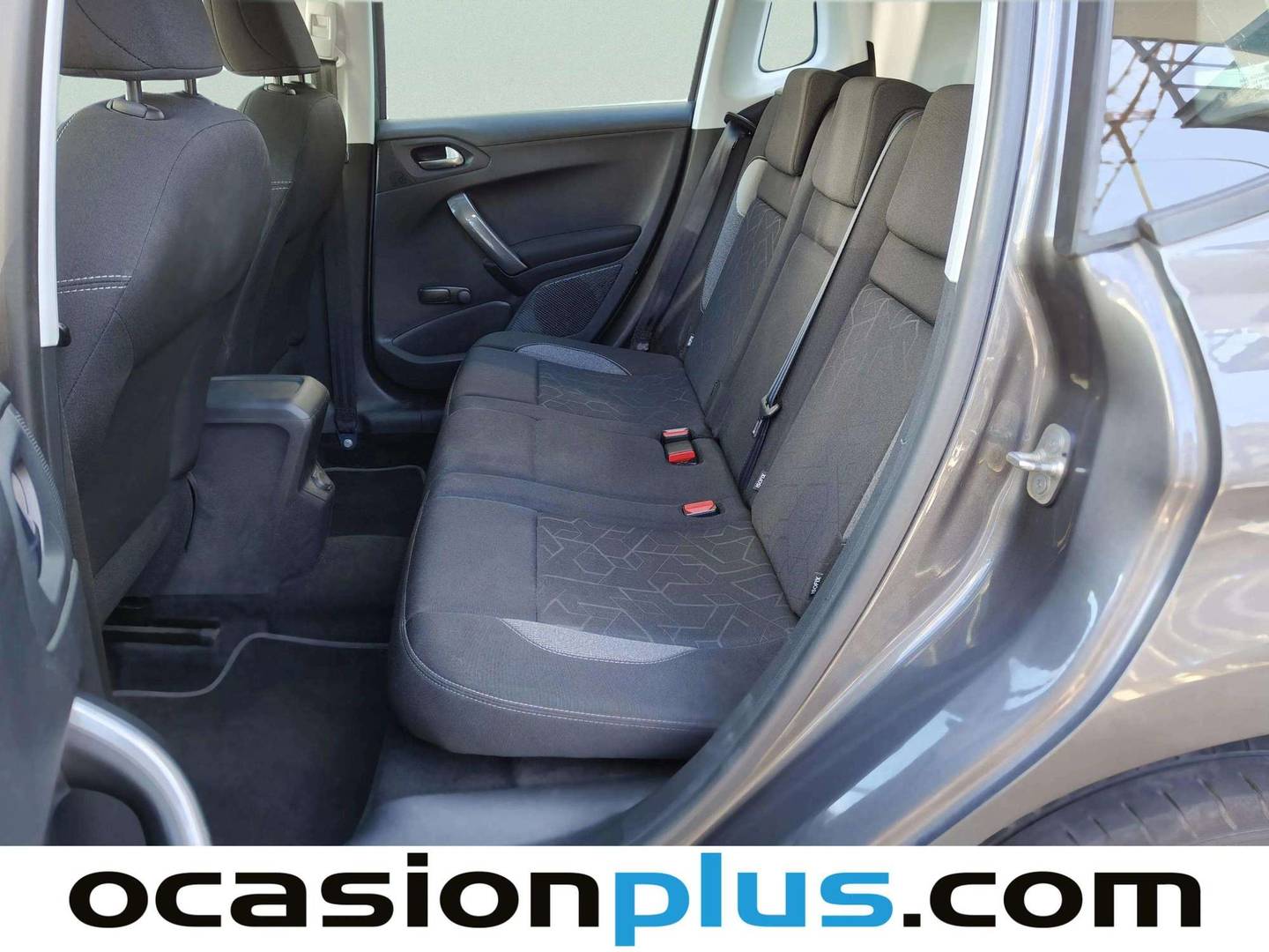 Foto asientos traseros Peugeot 2008 Peugeot 2008 BlueHDi 100 S&S Active (100 CV)