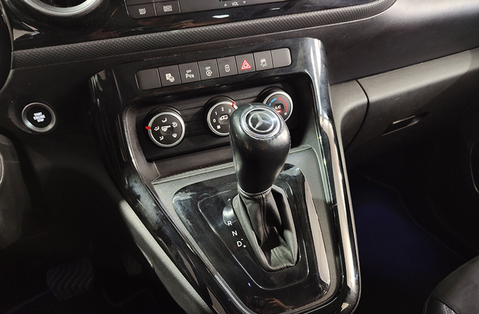 Mercedes-Benz Clase T 180 d - foto 5