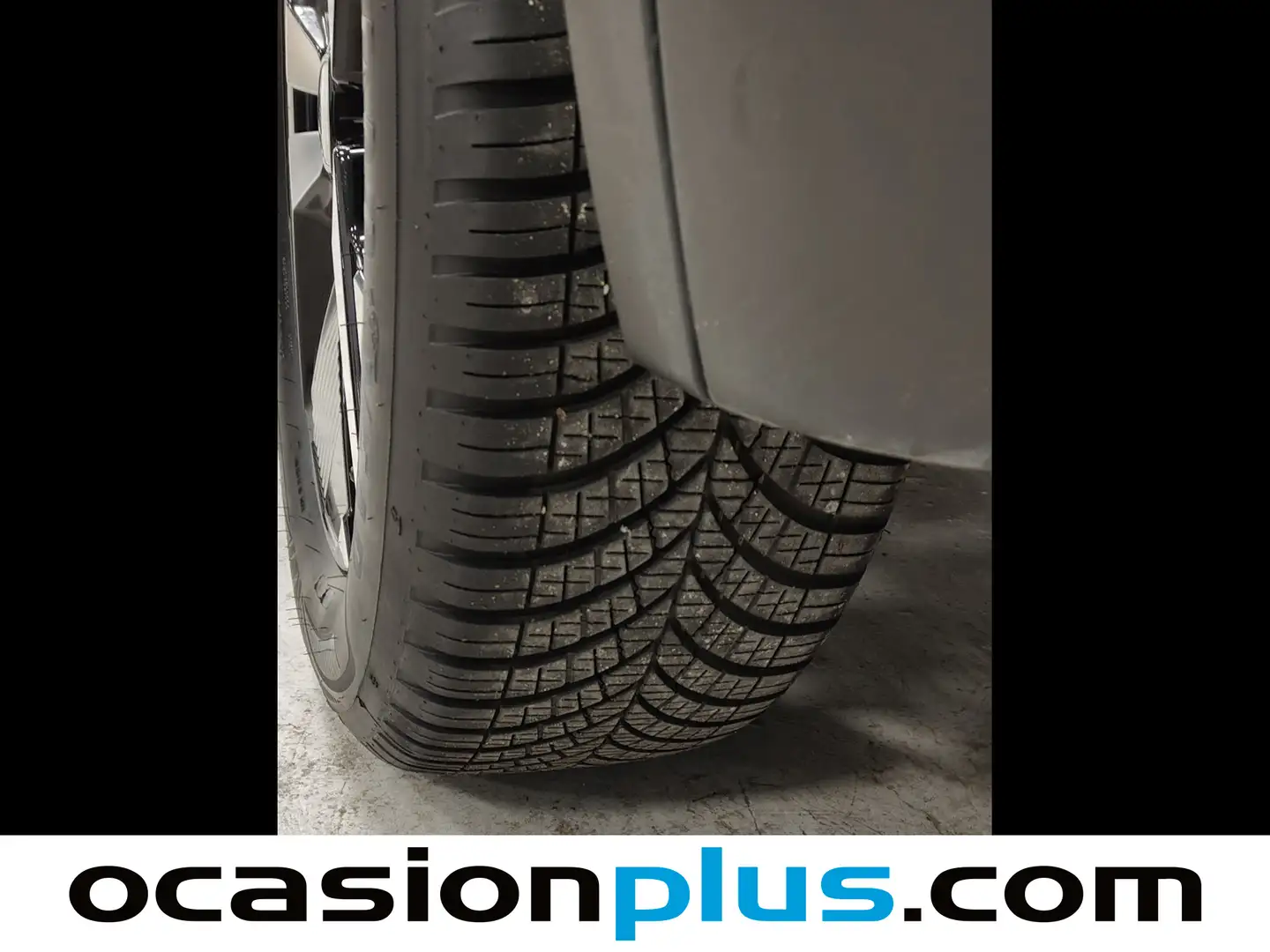 Foto Peugeot 2008 Peugeot 2008 Allure Hybrid eDCS6 (145 CV)