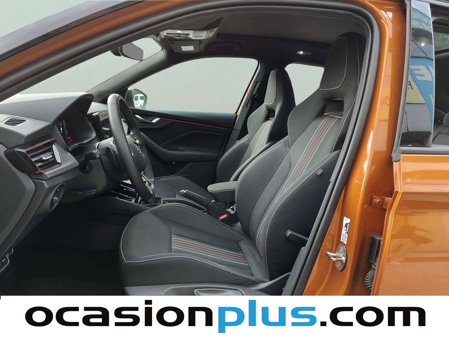 Foto asientos delanteros Skoda Kamiq Skoda Kamiq 1.5 TSI Montecarlo DSG (150 CV)