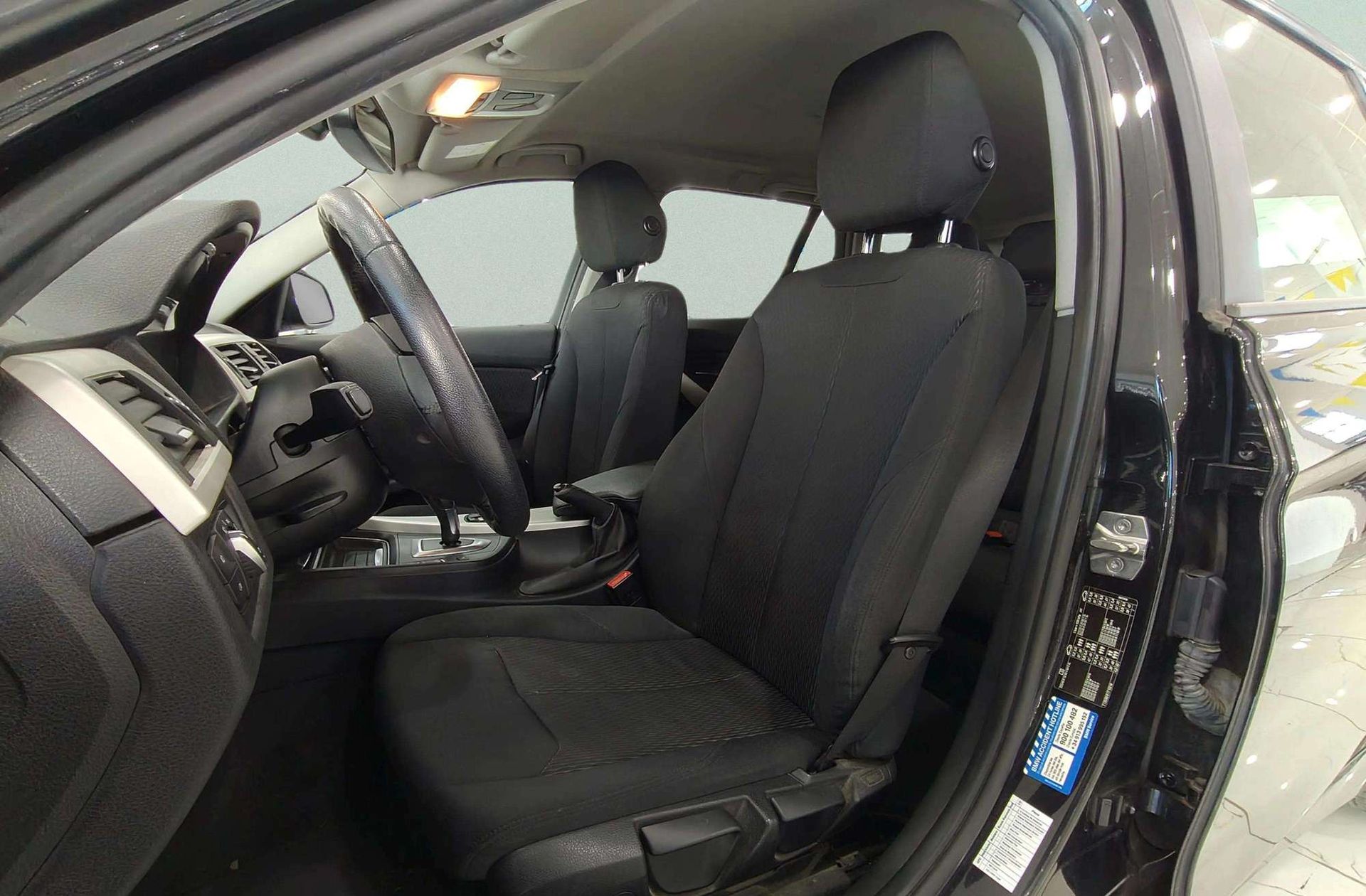 BMW Serie 3 320d Touring - foto 11