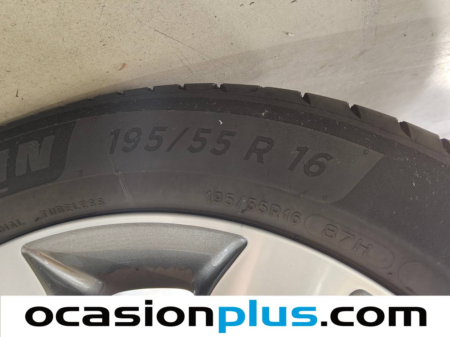 KIA Stonic Kia Stonic 1.0 T-GDi MHEV Drive iMT (100 CV) seminuevo