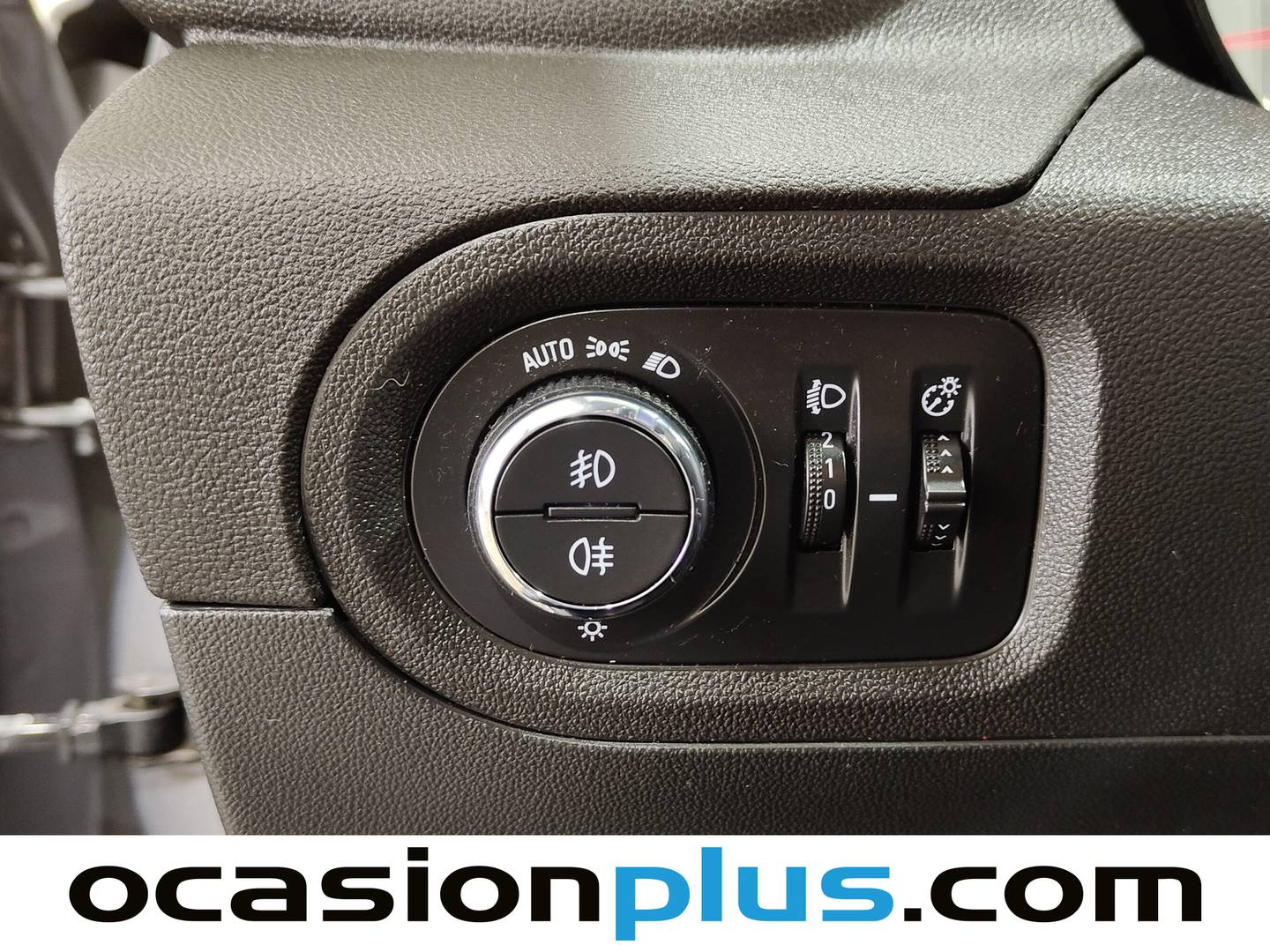 Equipamiento del Opel Grandland X Opel Grandland X 1.2 Turbo Selective (130 CV)