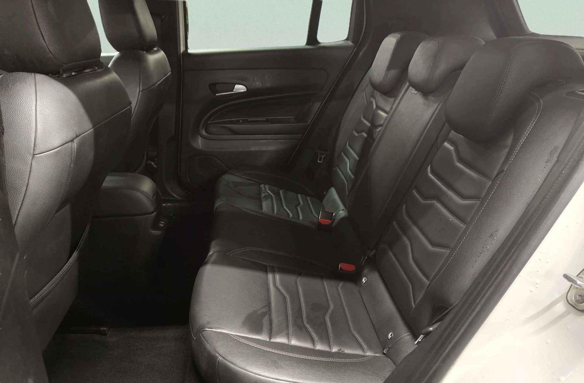 Jeep Avenger 1.2 G Summit - foto 18