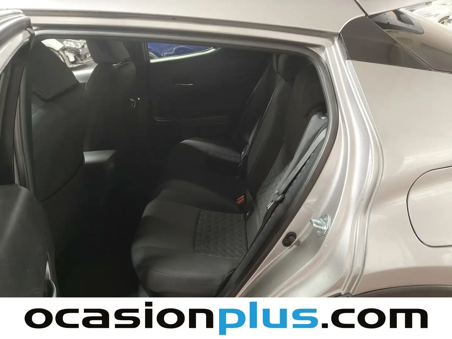 Foto Toyota C-HR Toyota C-HR 1.8 125H Advance (122 CV)