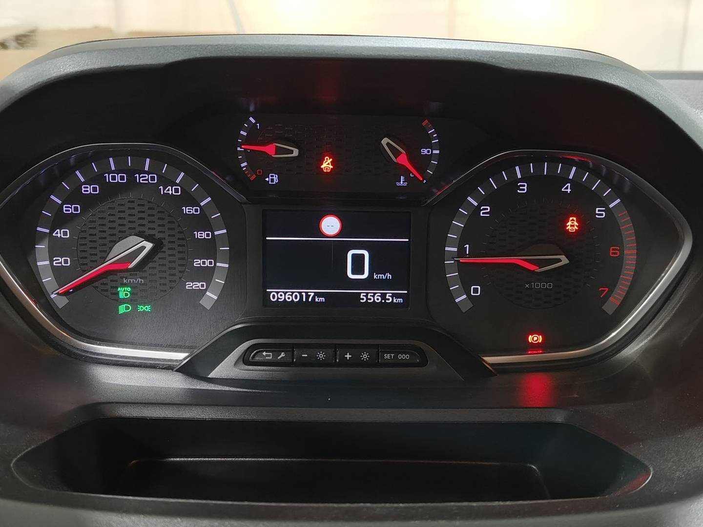 Foto Peugeot Rifter Peugeot Rifter BlueHDi 100 GT Line Standard (100 CV)