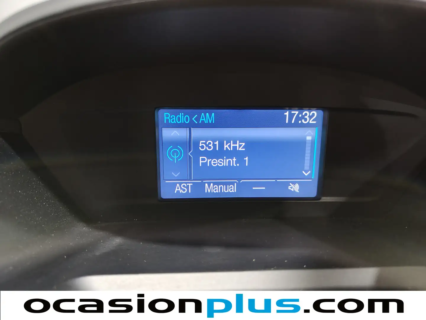 Foto Ford Kuga Ford Kuga 2.0 TDCI S&S Titanium 4x2 (120 CV)