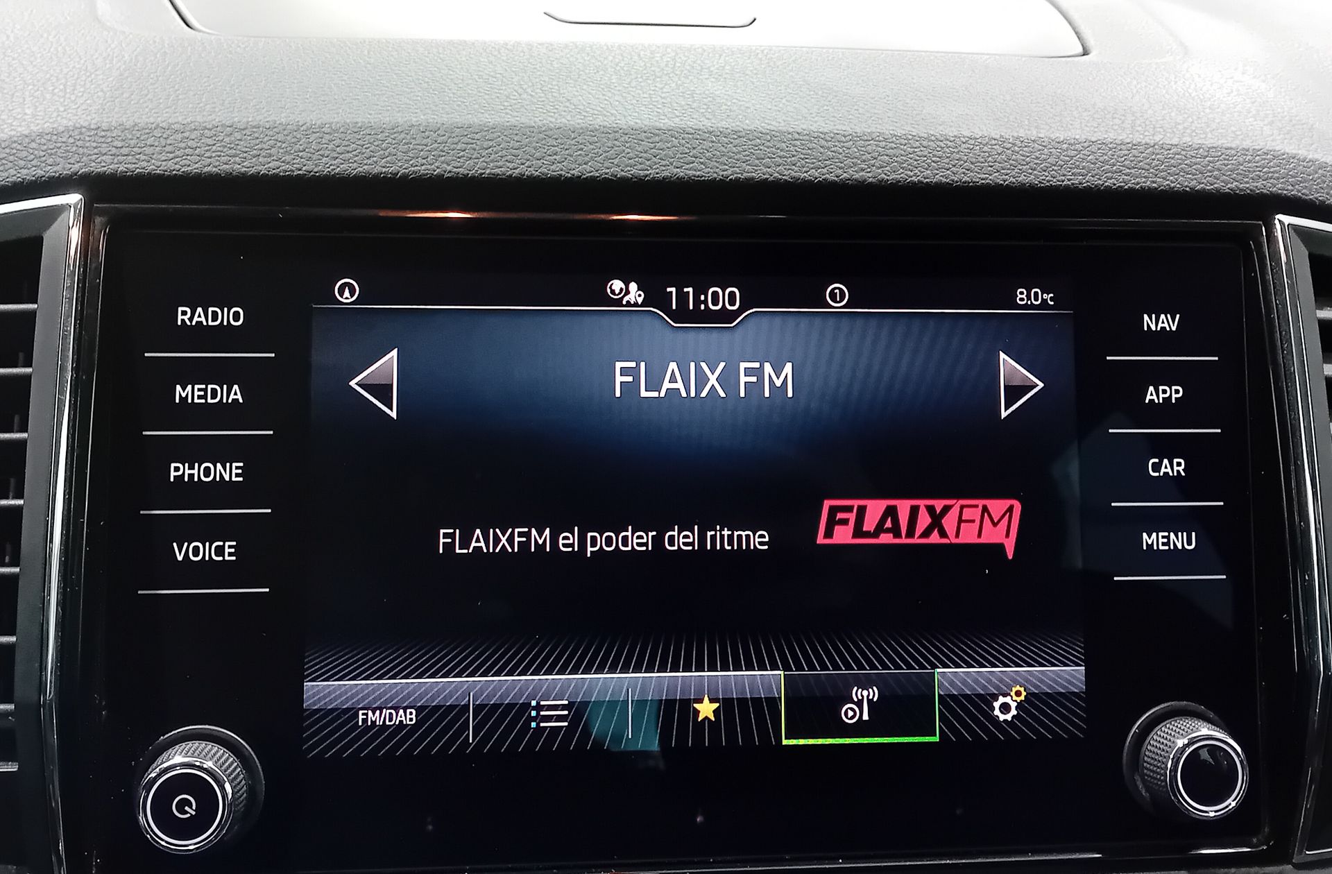 Škoda Karoq 2.0 TDI Selection - foto 32