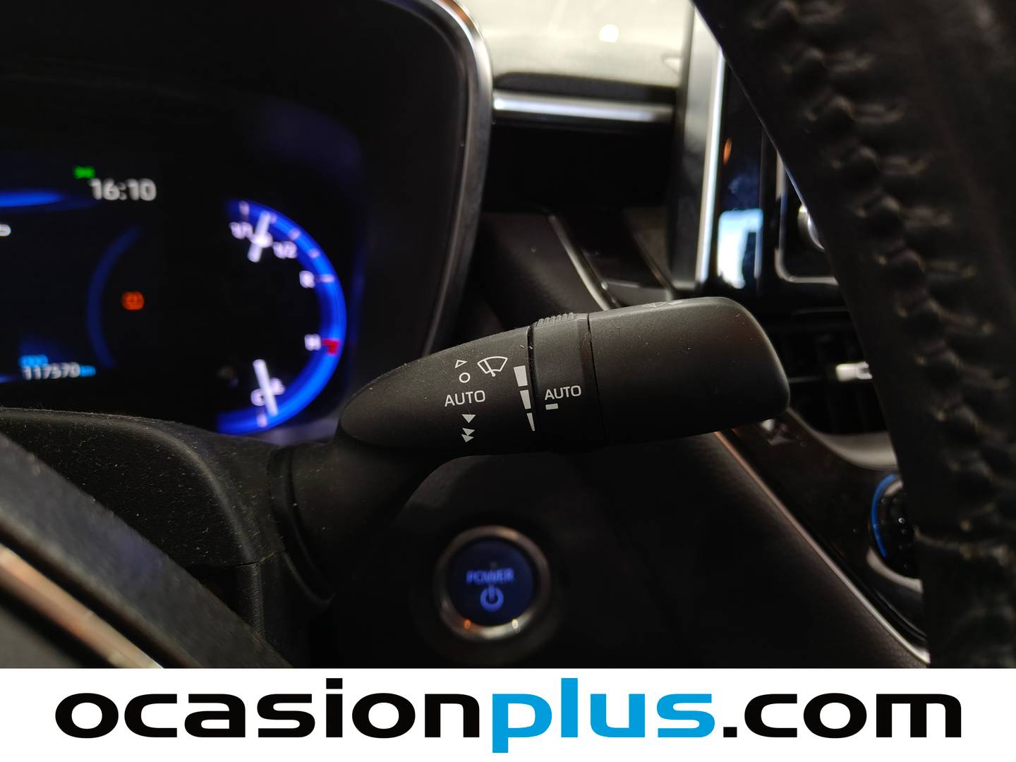 Toyota Corolla Toyota Corolla 1.8 125 Híbrido Active Tech E-CVT Sedán (122 CV) seminuevo