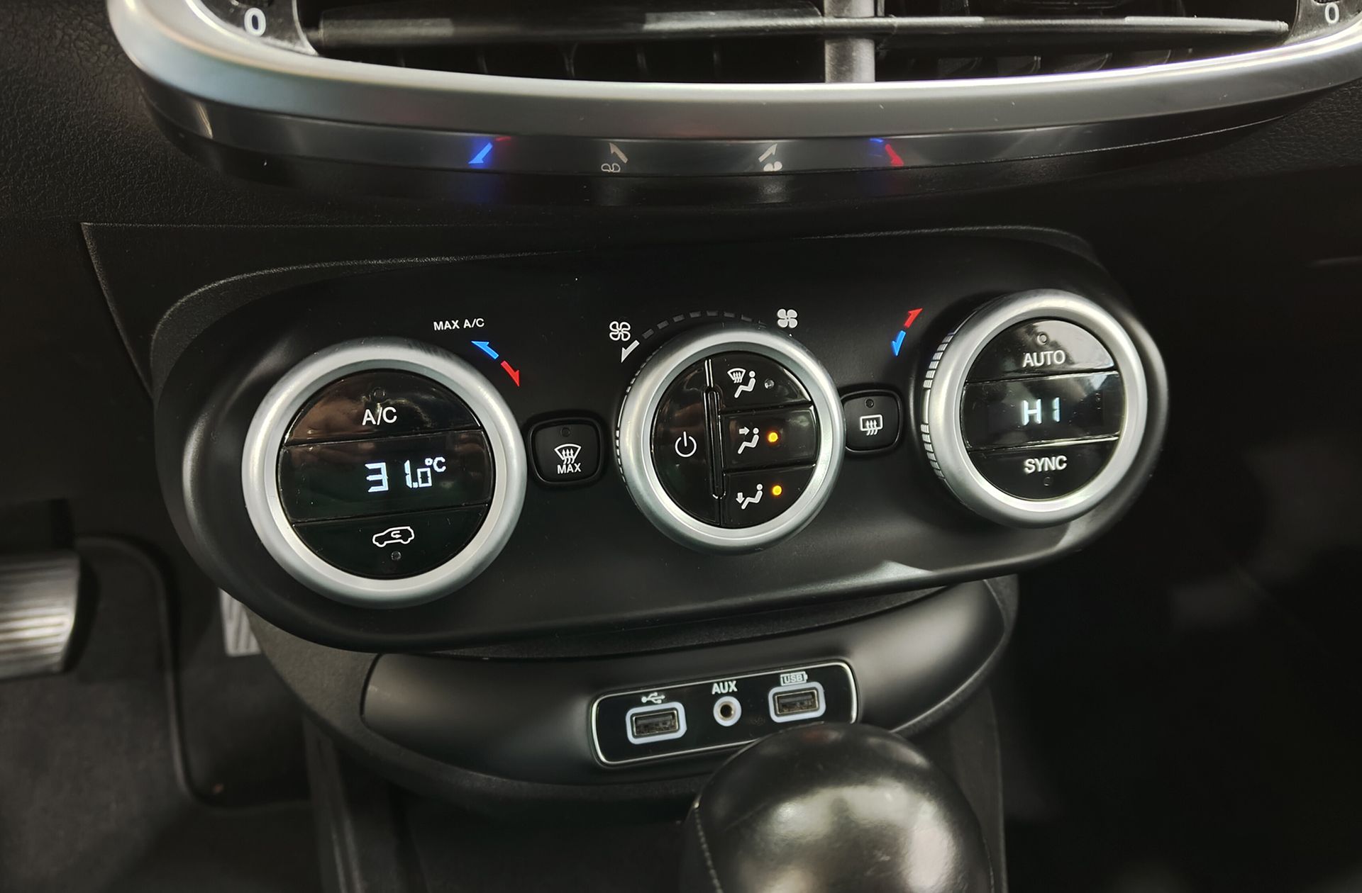 Fiat 500X 1.6 MultiJet Cross 4x2 DCT - foto 26