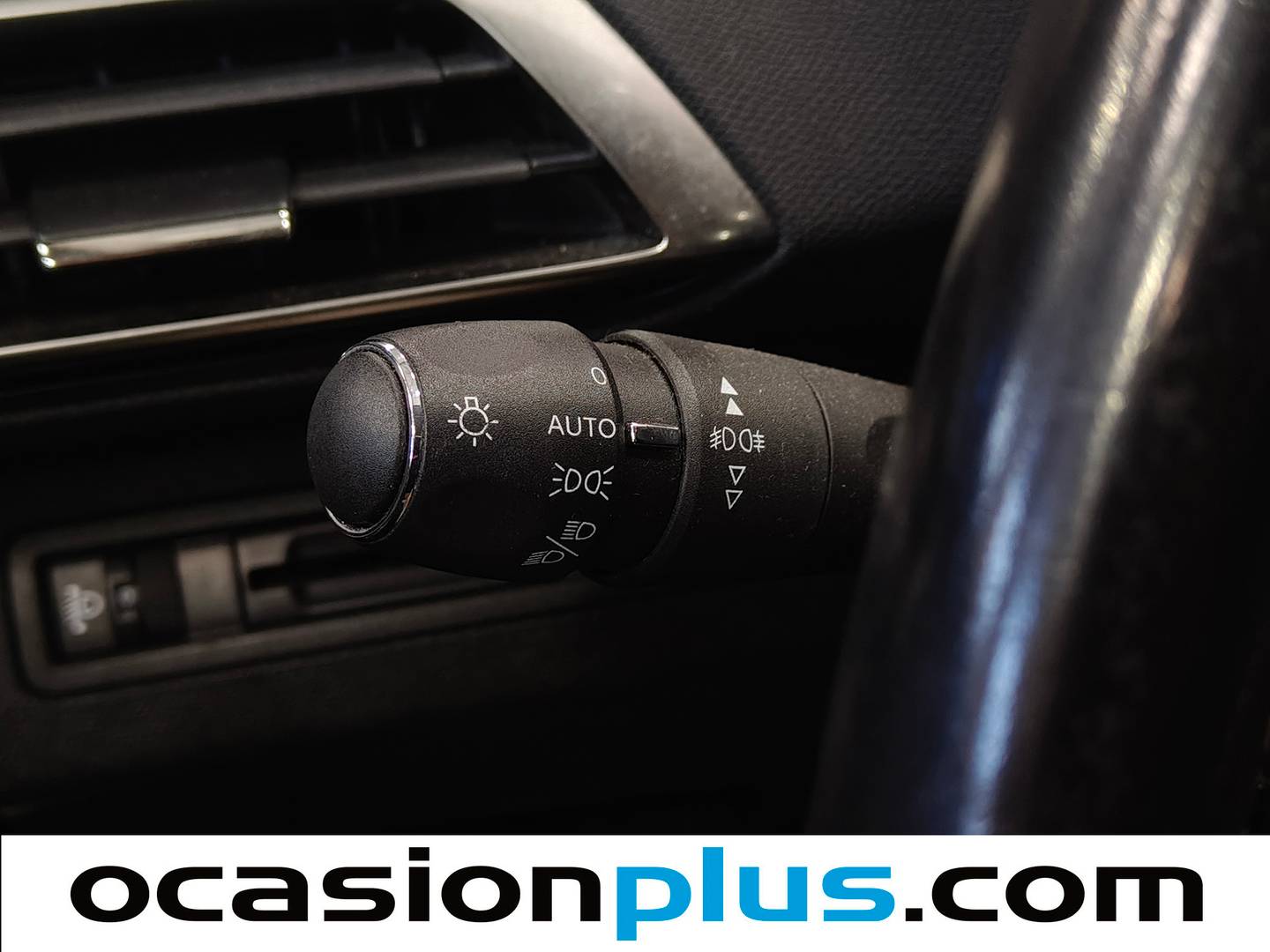 Acabados Peugeot 3008 Peugeot 3008 PureTech 130 S&S Allure (130 CV)
