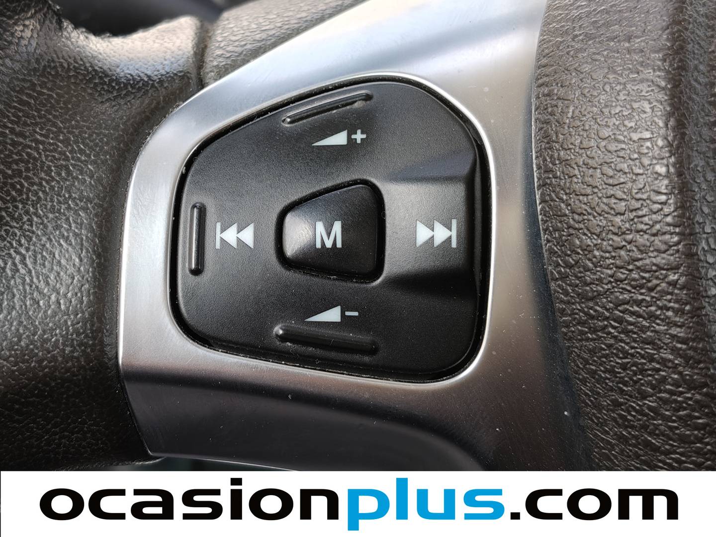 Extras y acabados del Ford Transit Courier Ford Transit Courier Furgon 1.5 TDCI Trend  (100 CV)