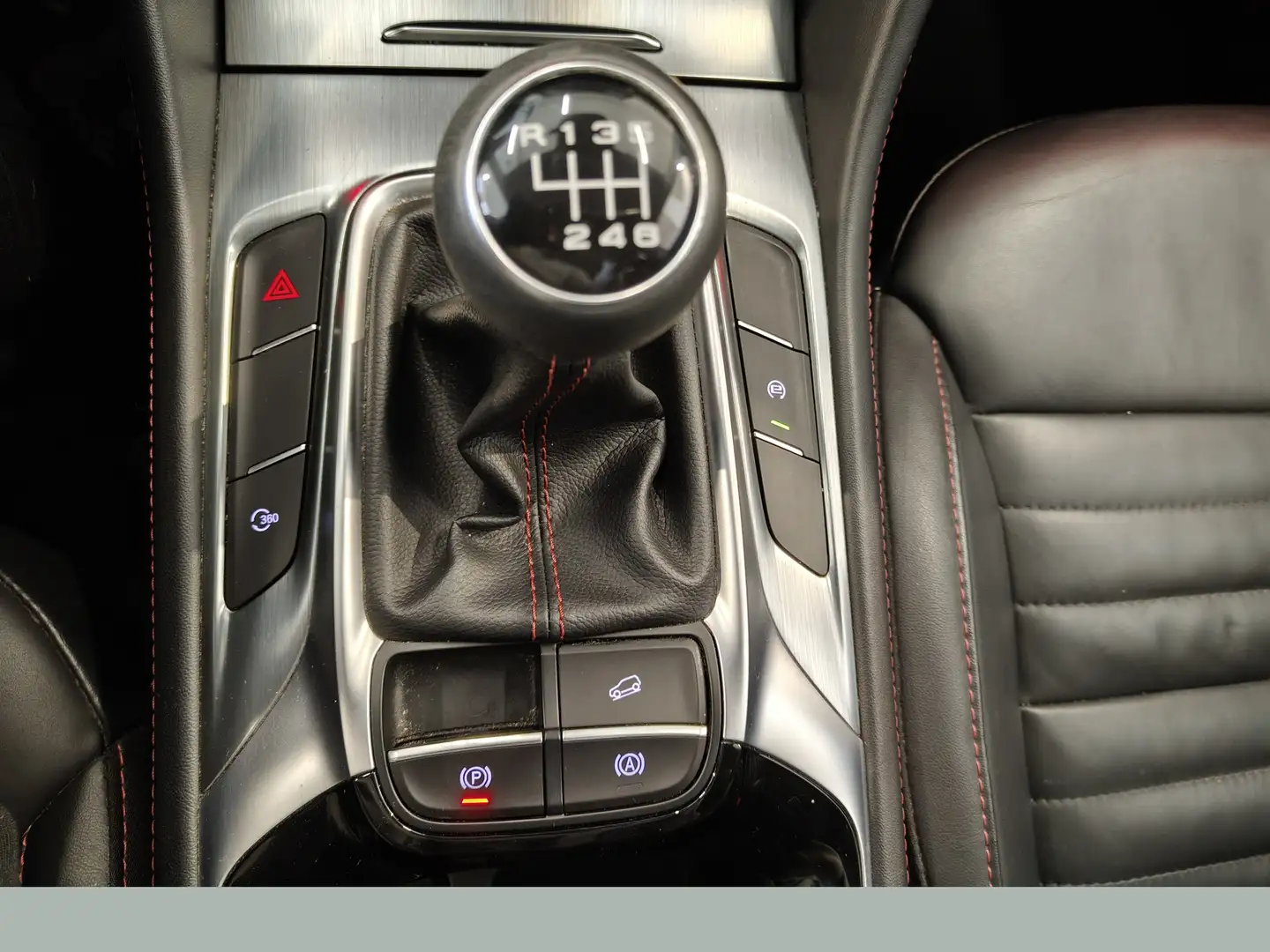 Foto MG HS MG HS 1.5 Turbo GDI Luxury (162 CV)