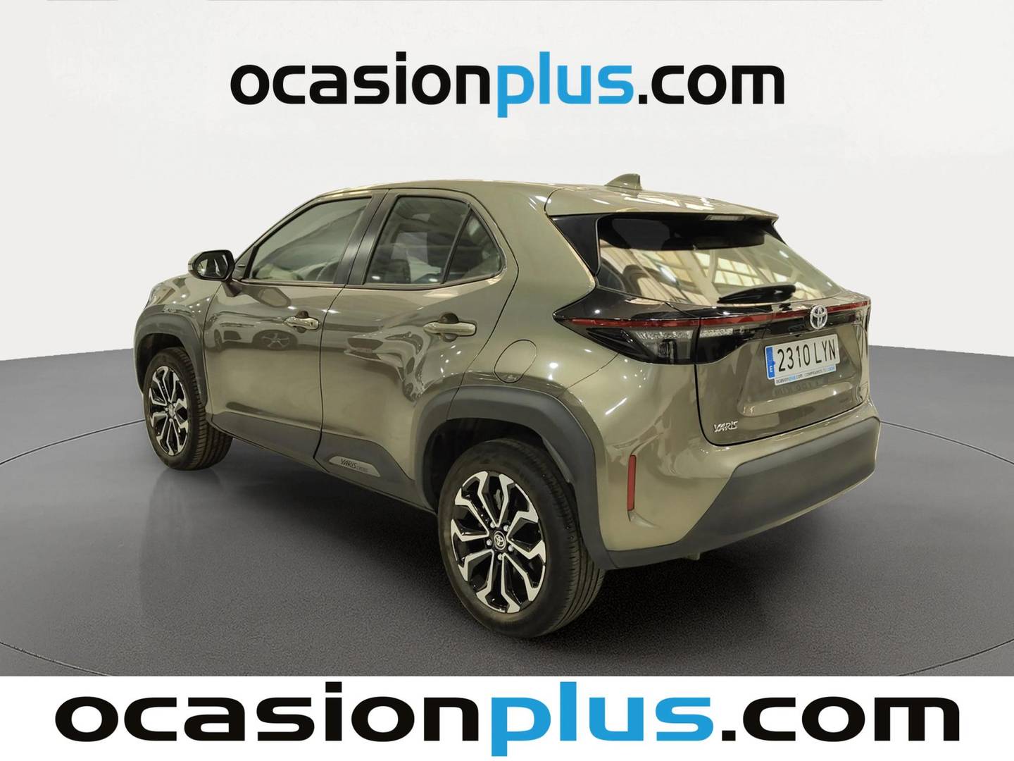 Foto trasera Toyota Yaris Cross Toyota Yaris Cross 120H Active Tech (116 CV) izquierda